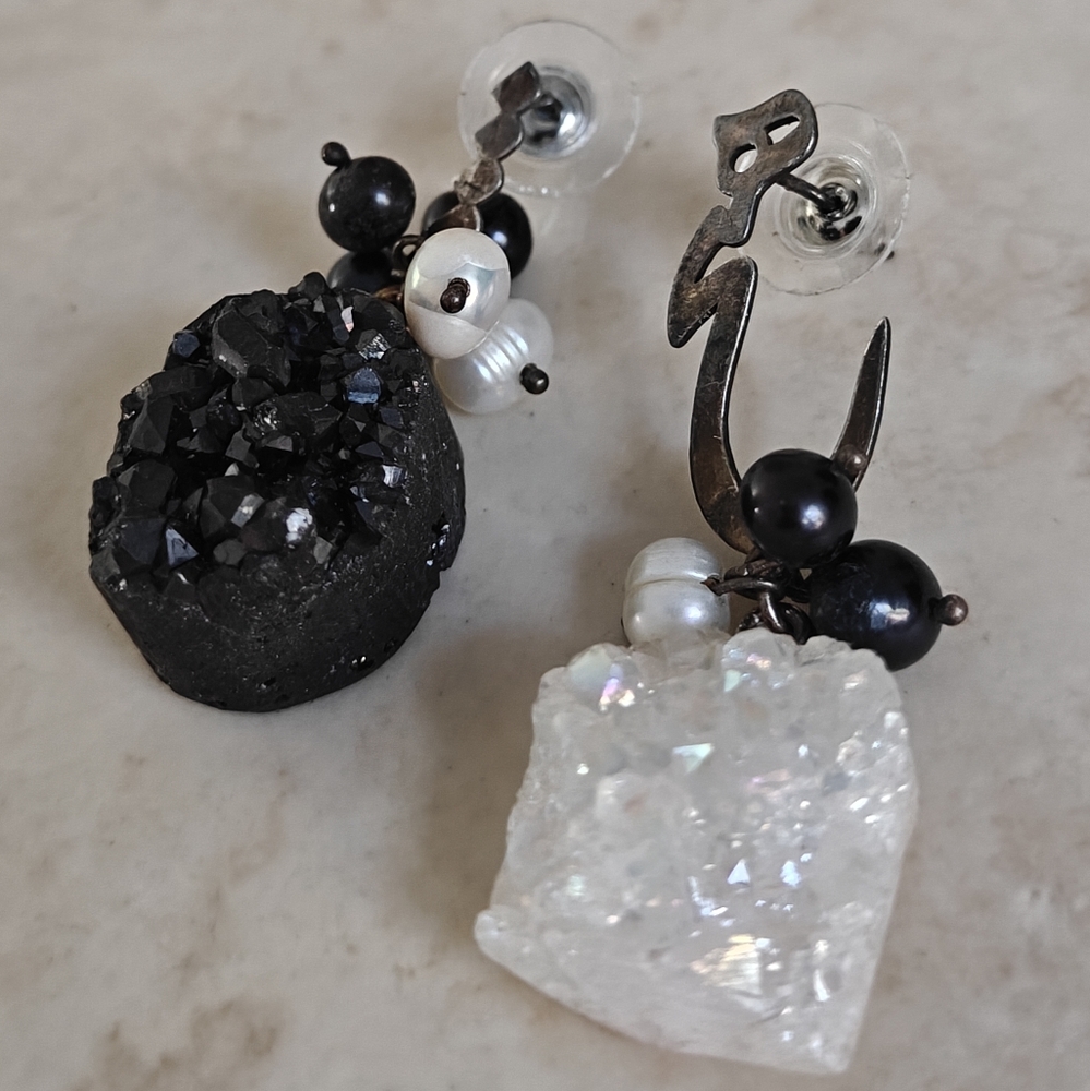 Genuine Black and White Druzy Quartz Crystal And Pearls Mismatched Earrings